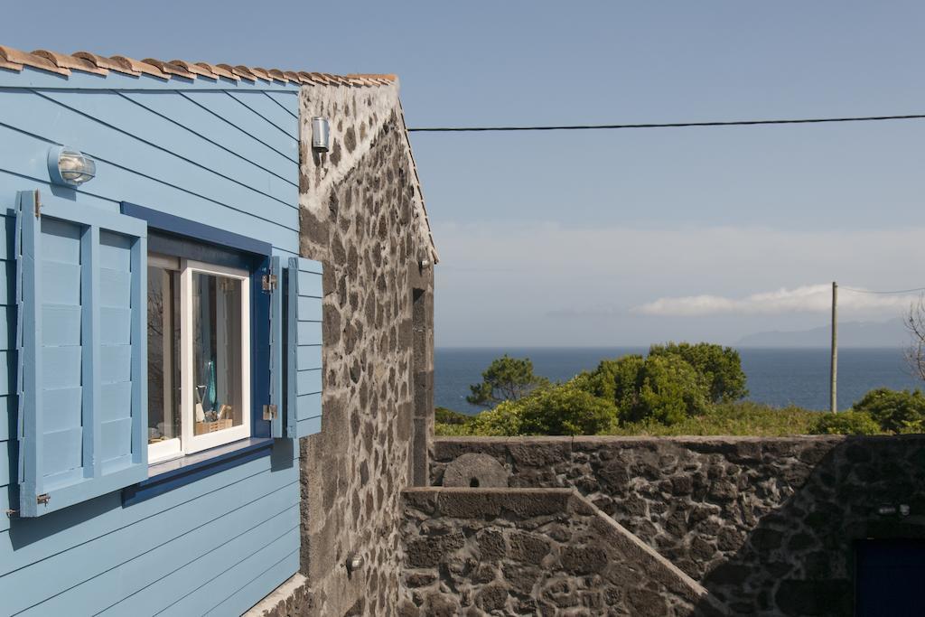 Casas Das Portas Do Mar E Das Portas Do Sol São Roque do Pico Oda fotoğraf