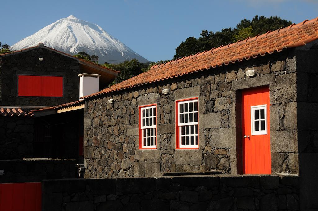 Casas Das Portas Do Mar E Das Portas Do Sol São Roque do Pico Oda fotoğraf